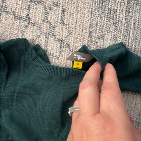 Toddler girl green sweater dress - Picture 4 of 5